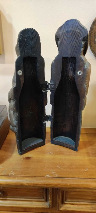 красива ръчно изработена фигурка от дърво