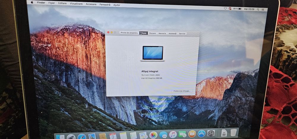 Macbook pro ca nou