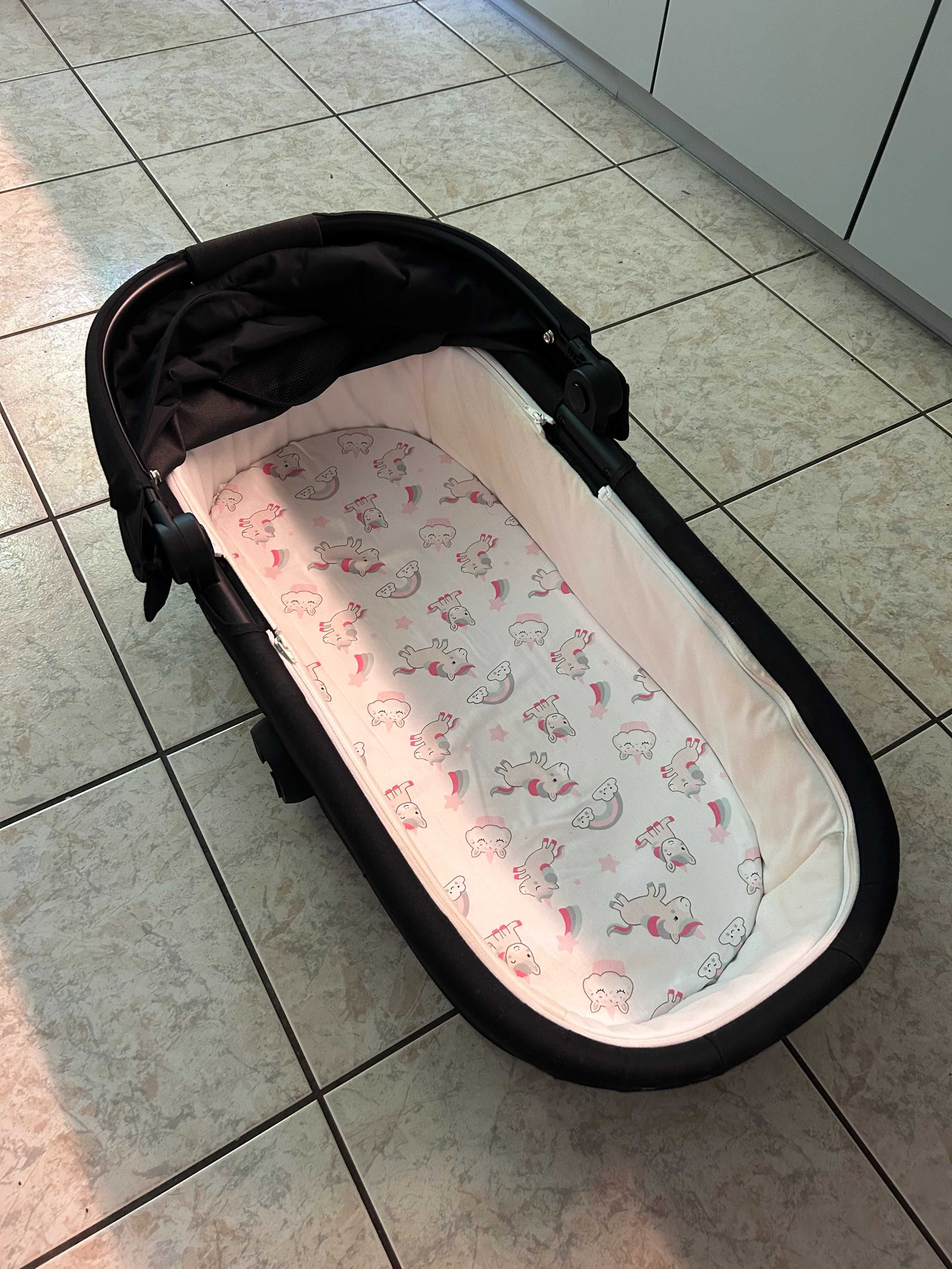 Cybex melio - кош за новородено