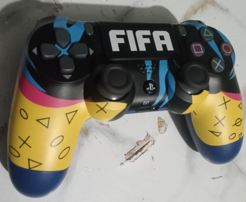 Продам джойстики ps4