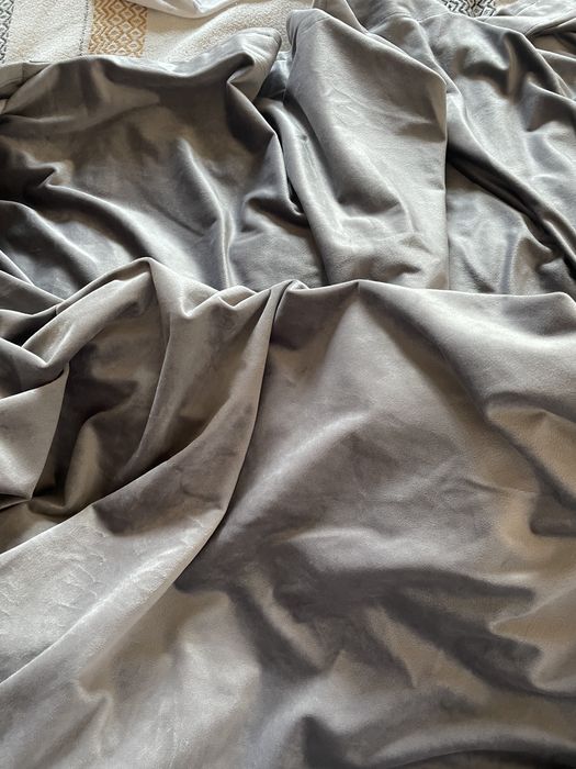 Продам штору однотонную