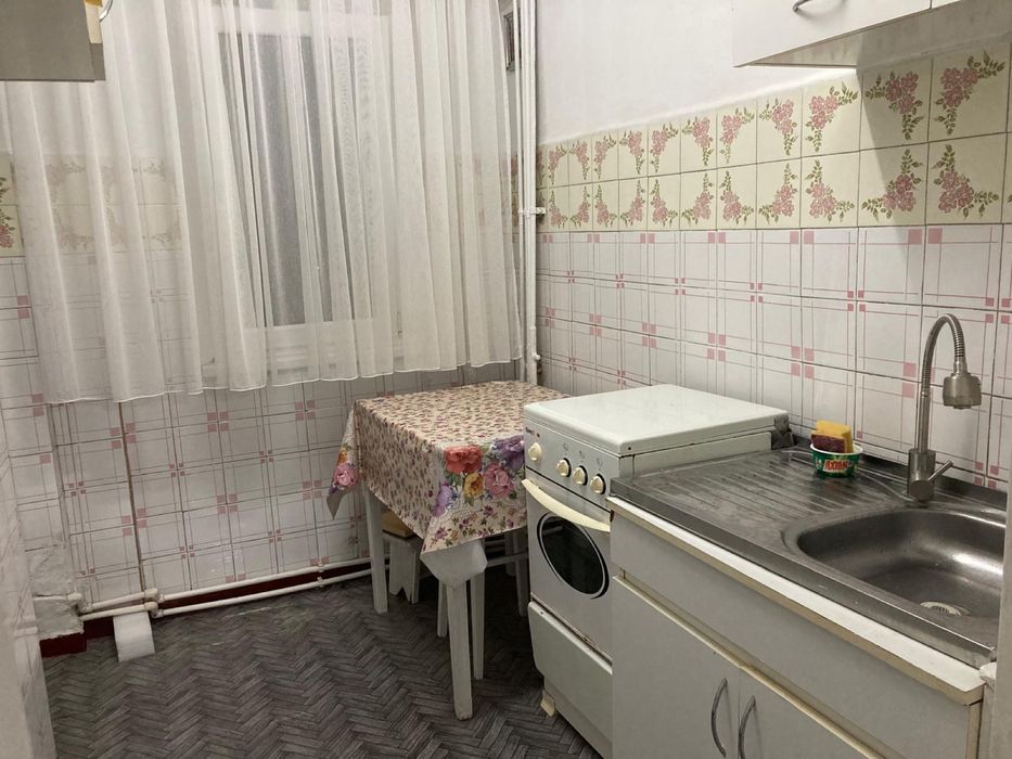 Inchiriez apartament 2 camere