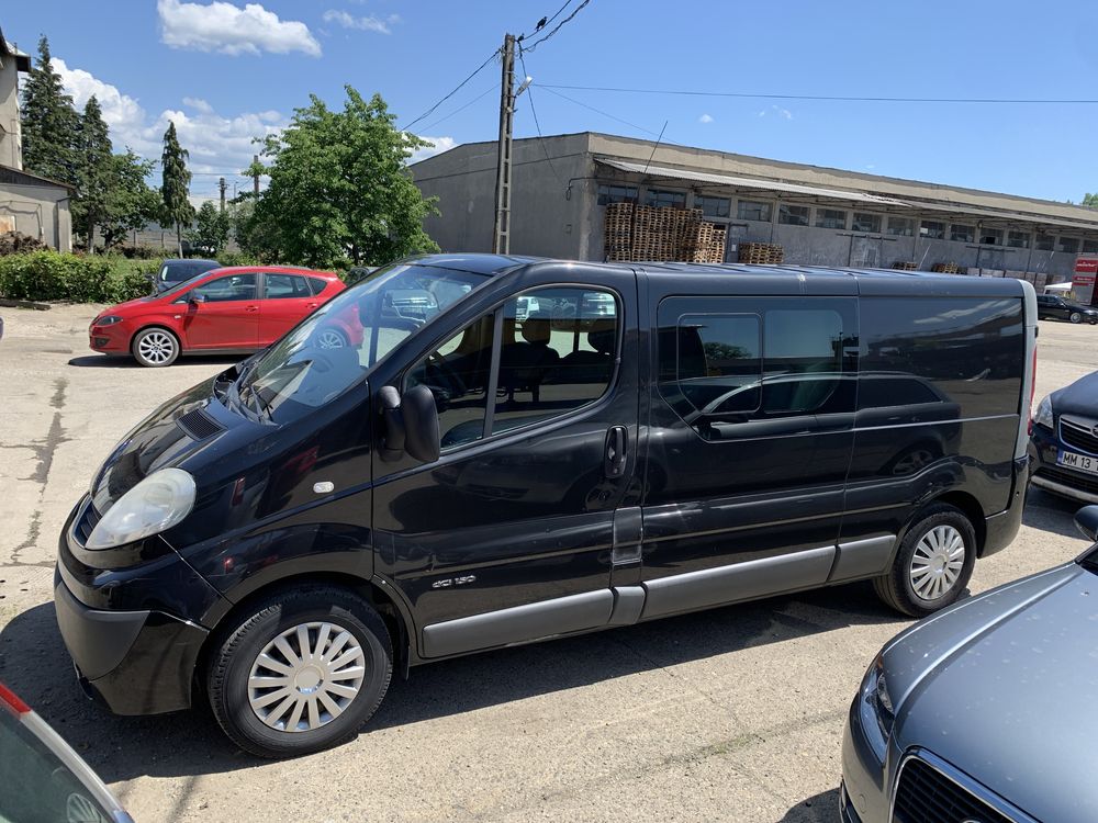 Renault Trafic L2H1 2.5 dCi 150cp 2011 6 locuri