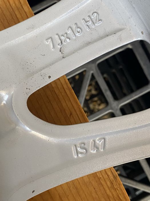 16 цола 5 х 112 мм БМВ , BMW 1 , 2 серия , F 40 , F 44 , F 45 , F 46