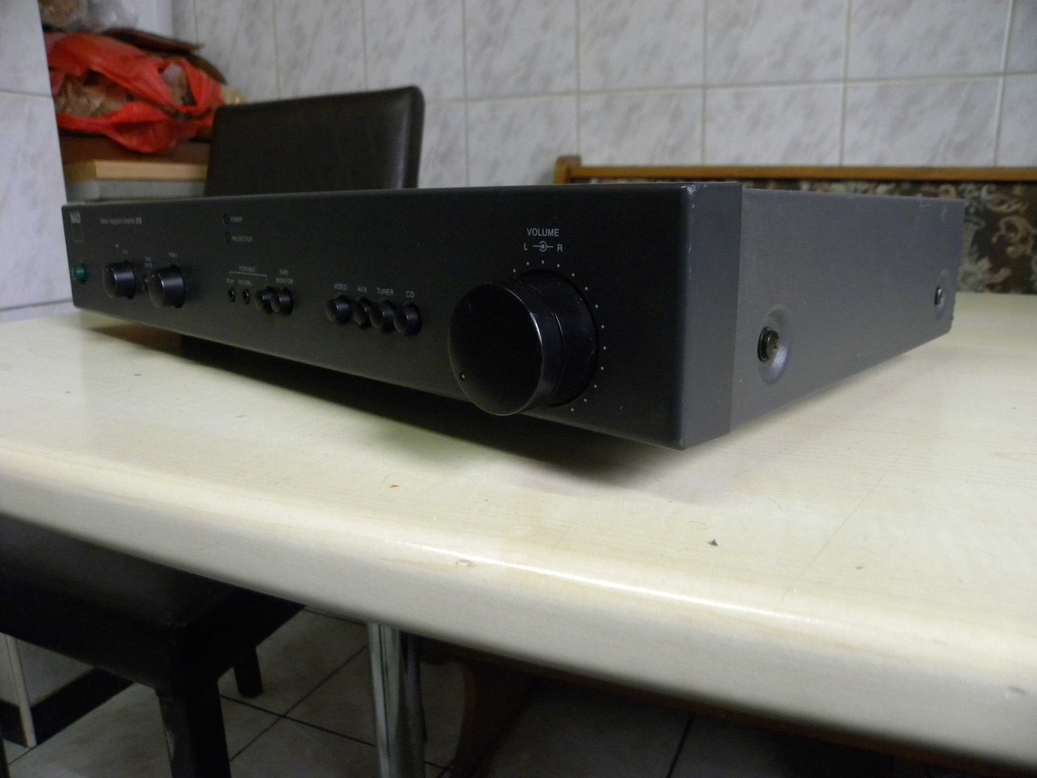 Vintage NAD 310 integrated amplifier (1994)