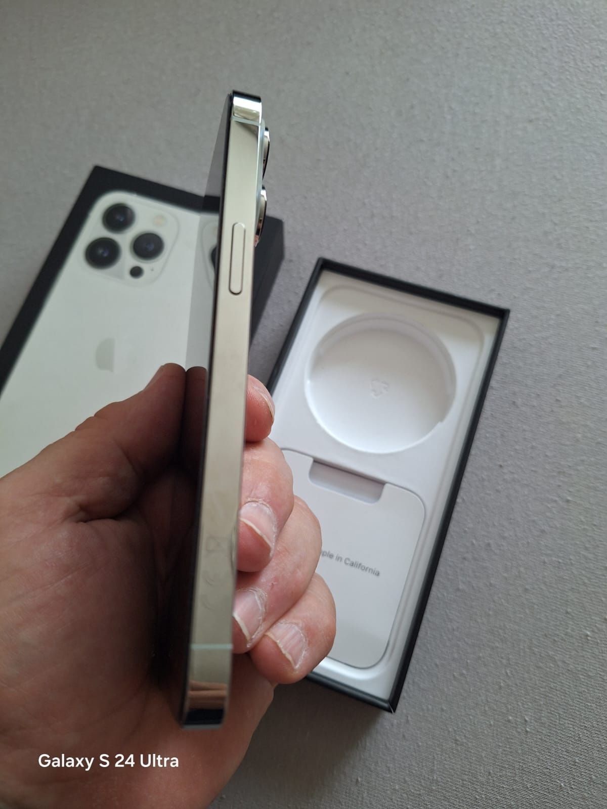 Iphone 256GB 13 Pro Silver White TOP Цена Неразличим от Нов