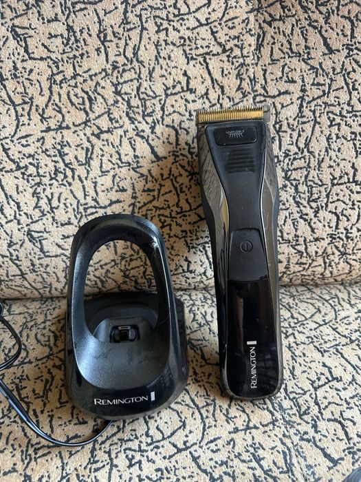 машинка за подстригване Remington HC6000.