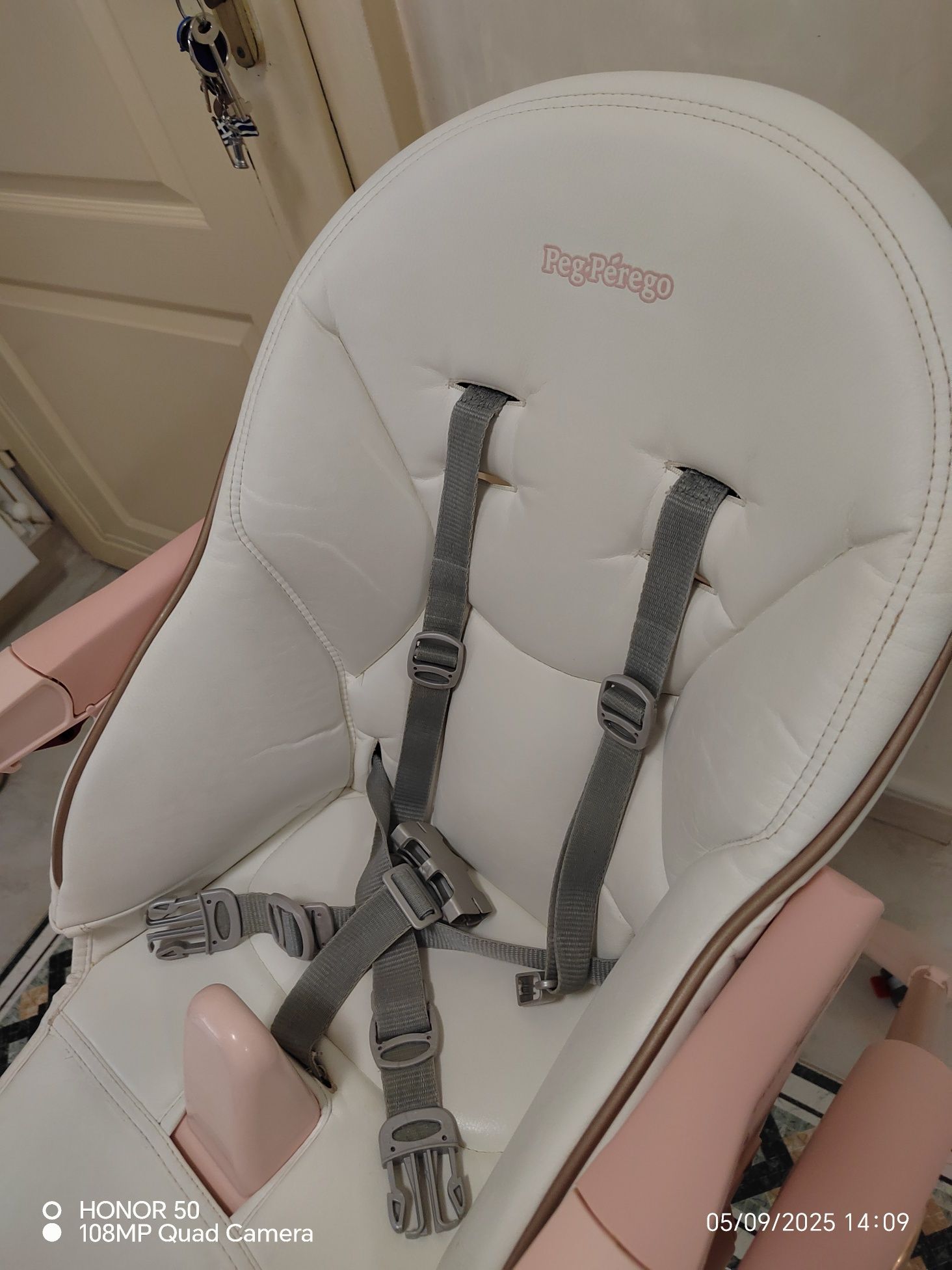 Столче за хранене peg perego follow me