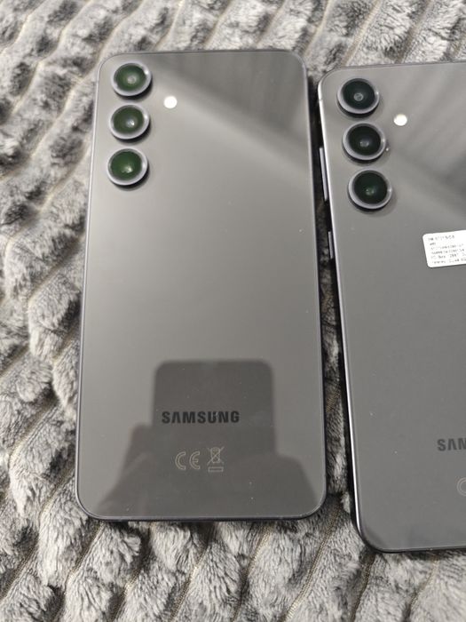 Vând Samsung Galaxy S24 FE în garanție pentru inca 16 luni
