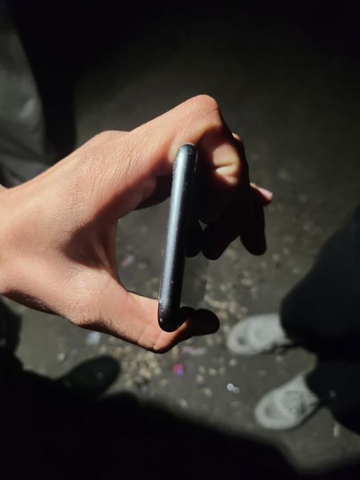 Iphone 8 narx 550 000ming yana kelishamiz