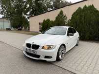 BMW e92 3.0d coupe pachet M trapa jante 19