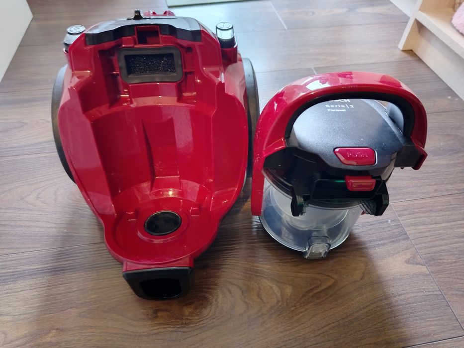 Прохосмукачка Bosch serie 2