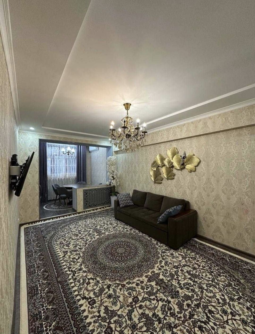 Продам 4 ком  Паркентский Шастри Генерала Петрова 77 серия