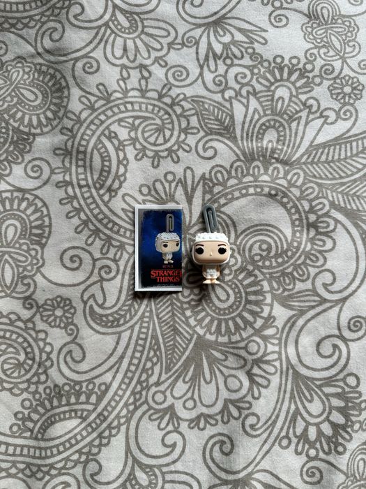 Kinder Joy Stranger things фигурки