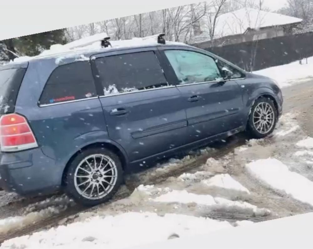 Opel zafira B 7locuri