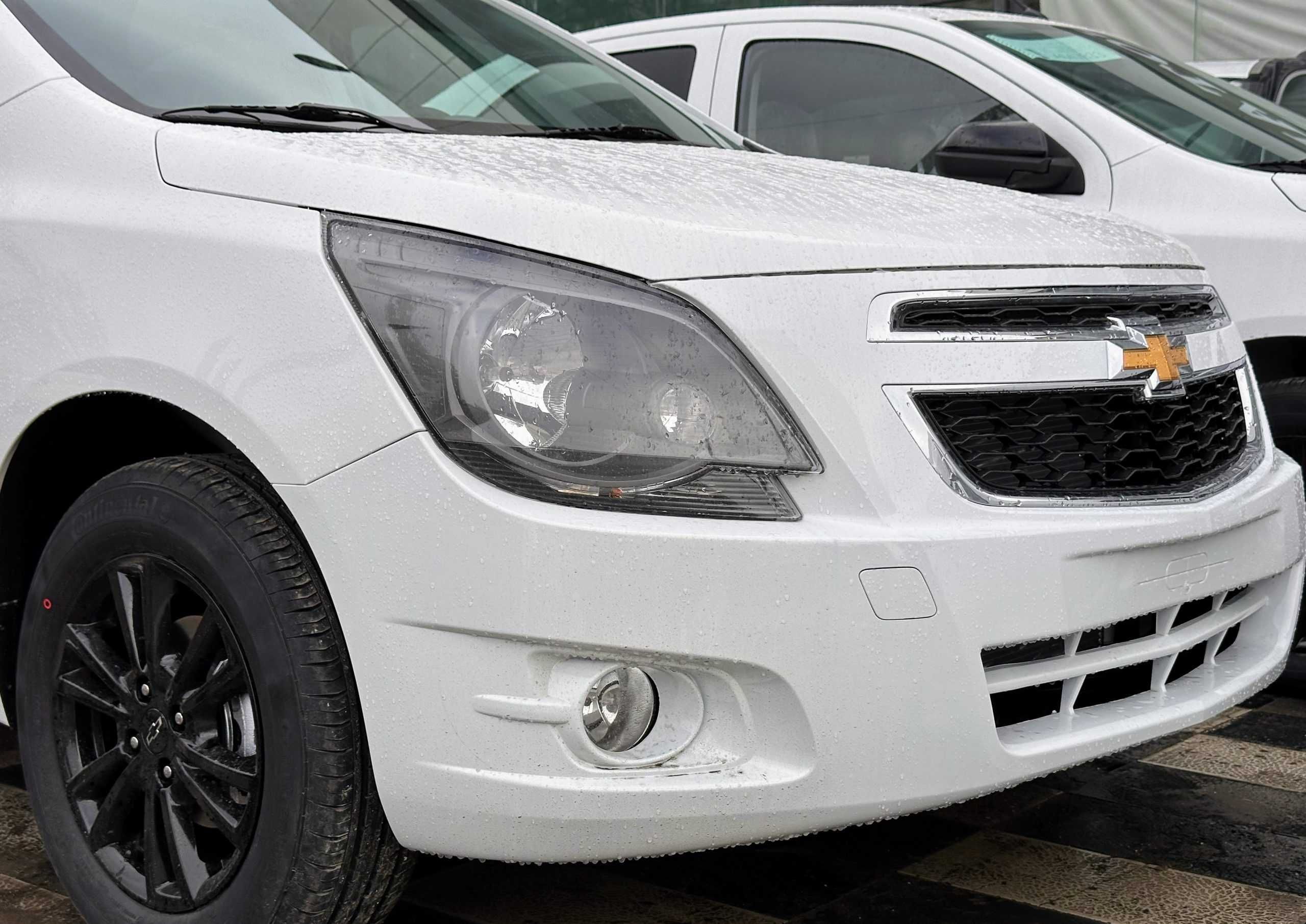 Chevrolet Cobalt, 4 позиция. Midnight Sedan