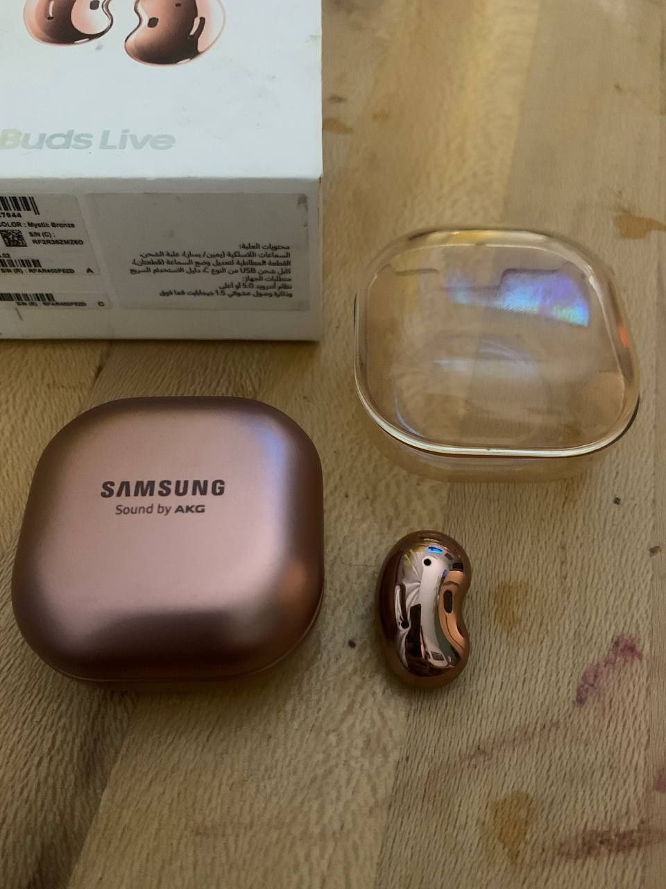Беспроводные наушники Samsung buds live
