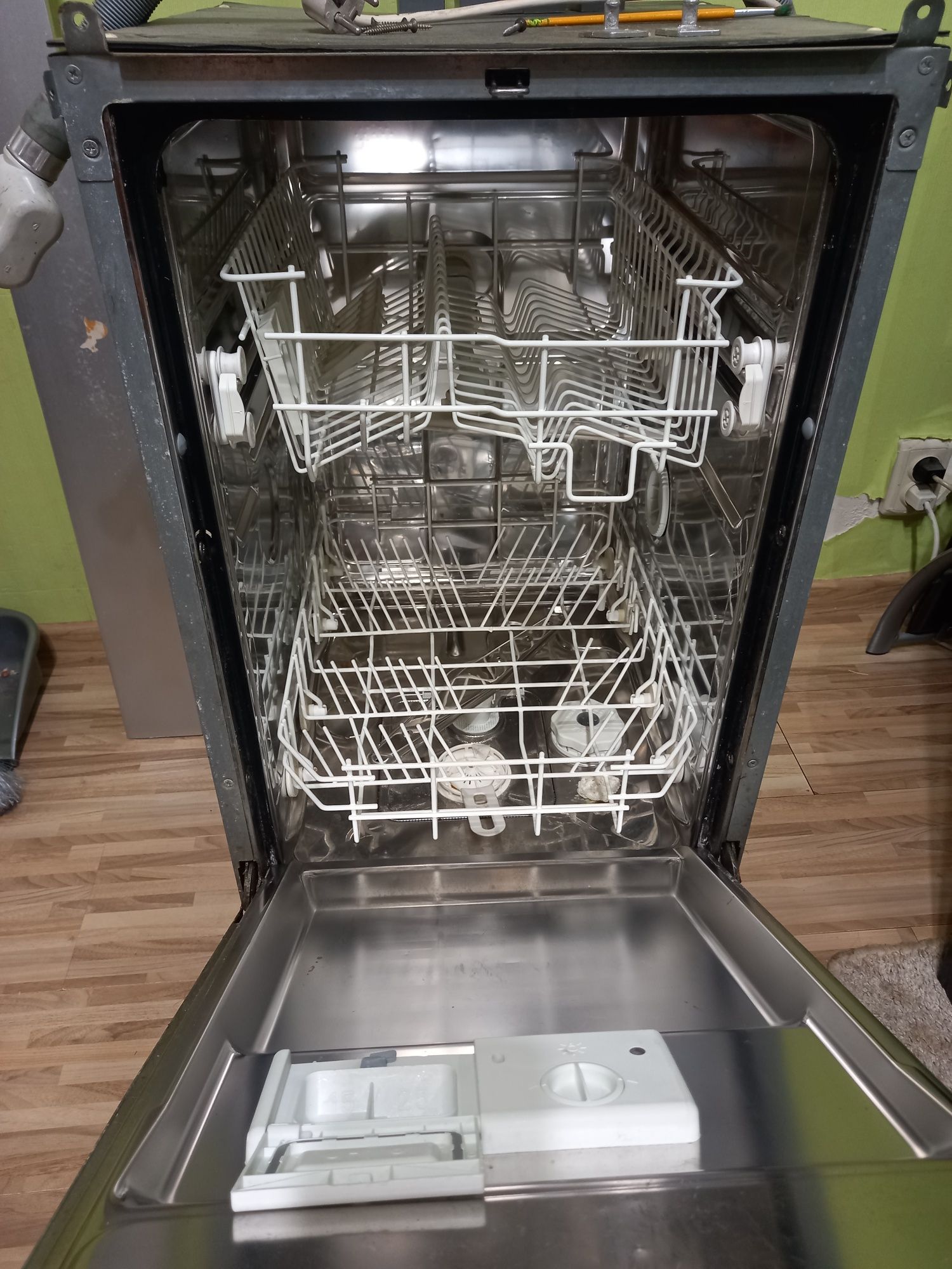 Съдомиялна за вграждане Gorenje