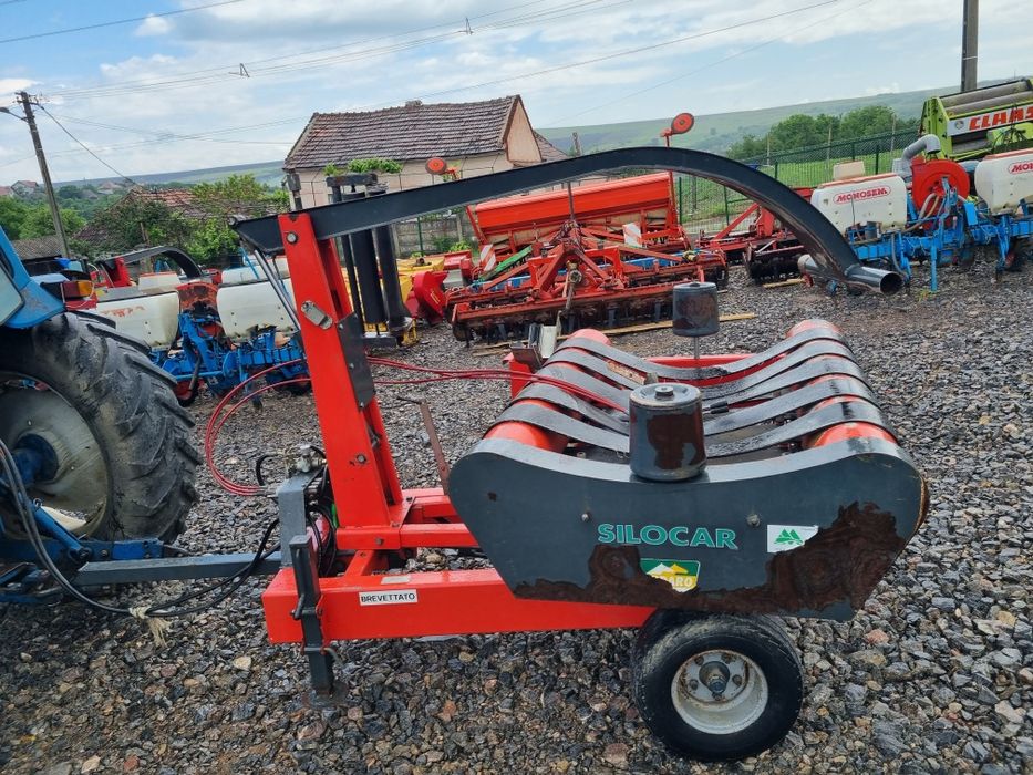 Infoliator Baloti Cararo Auto Incarcare