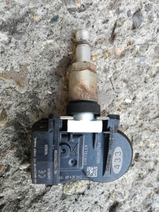 Chrysler 300c/ Крайслер 300Ц сензор парктроник/ датчик винтил гуми