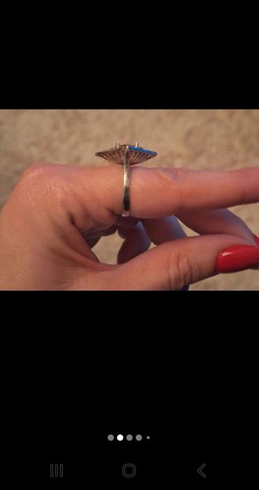 Inel de argint cu piatra aurie