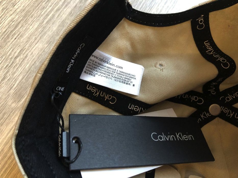 Sapca Calvin Klein Crem - NOU