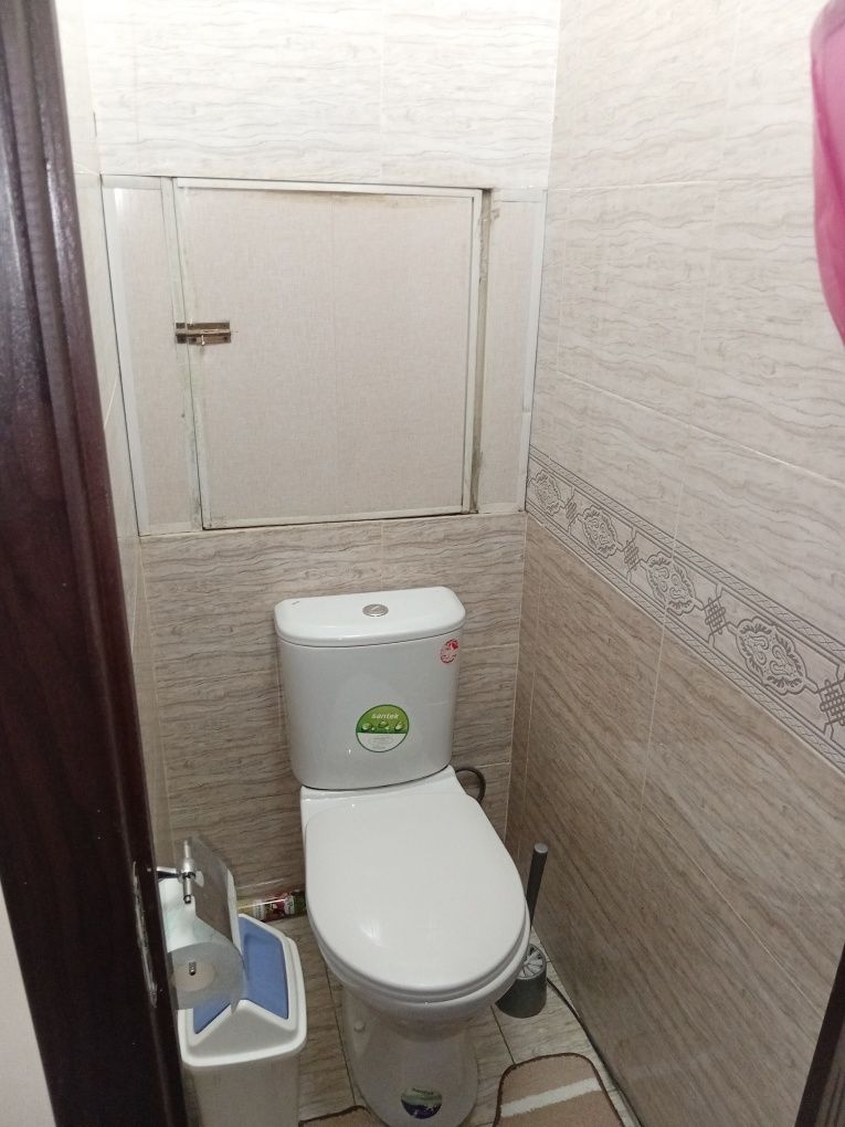 Kvartira sotiladi Yunusobod 11 kvartal 2 xona 3 xona qilingan