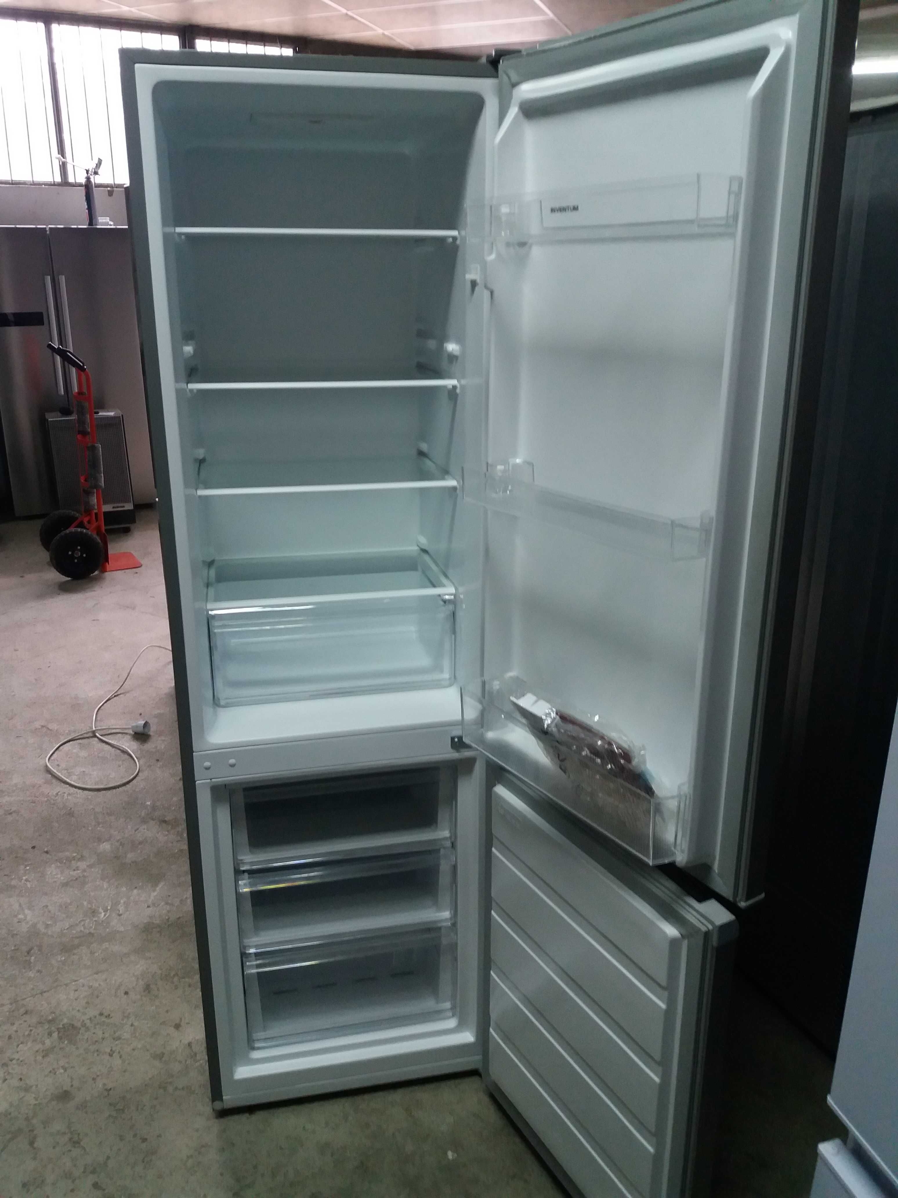 Самостоятелен хладилник с фризер Инвентум KV1800S