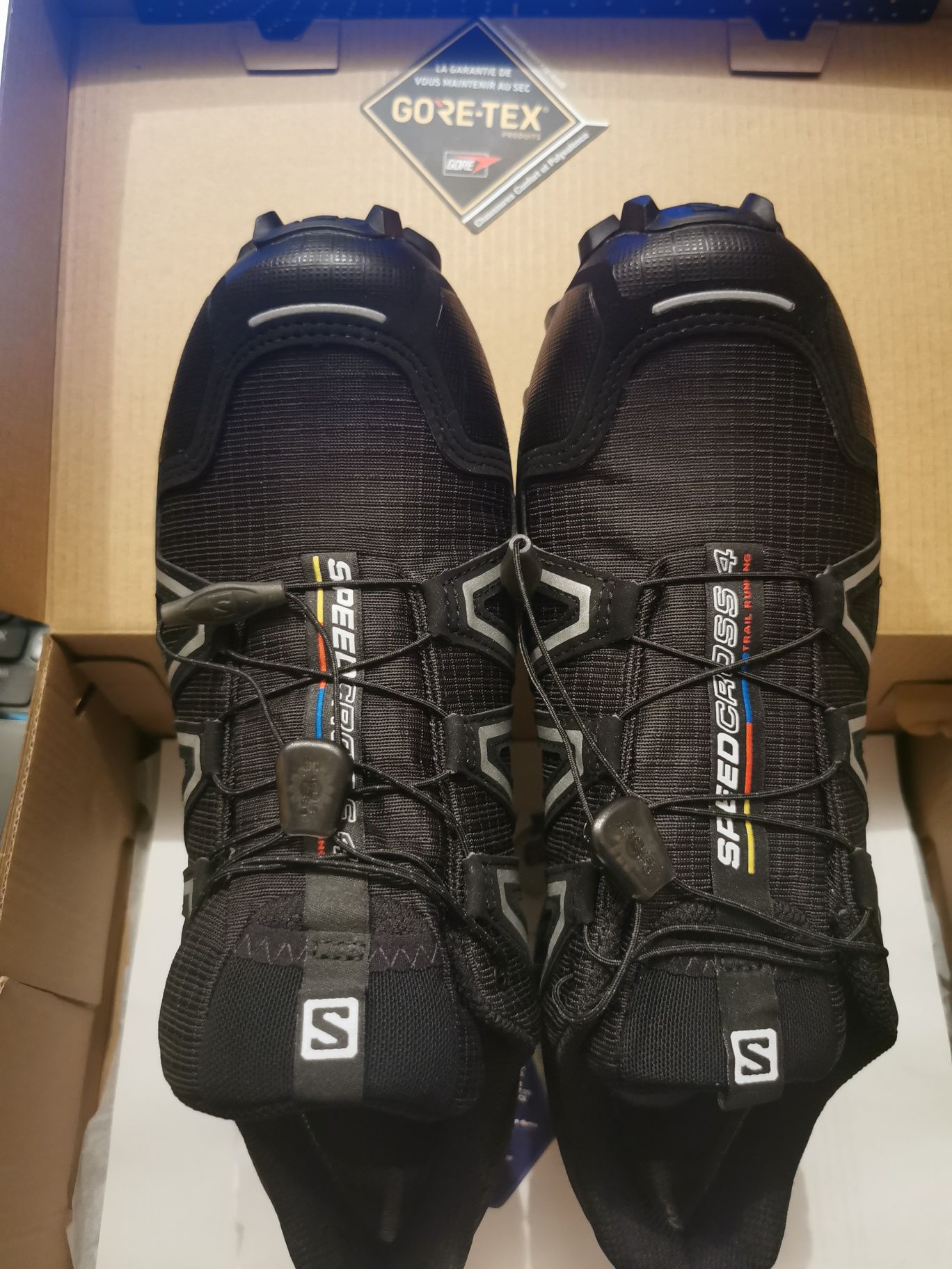 Adidasi salamon gore tex