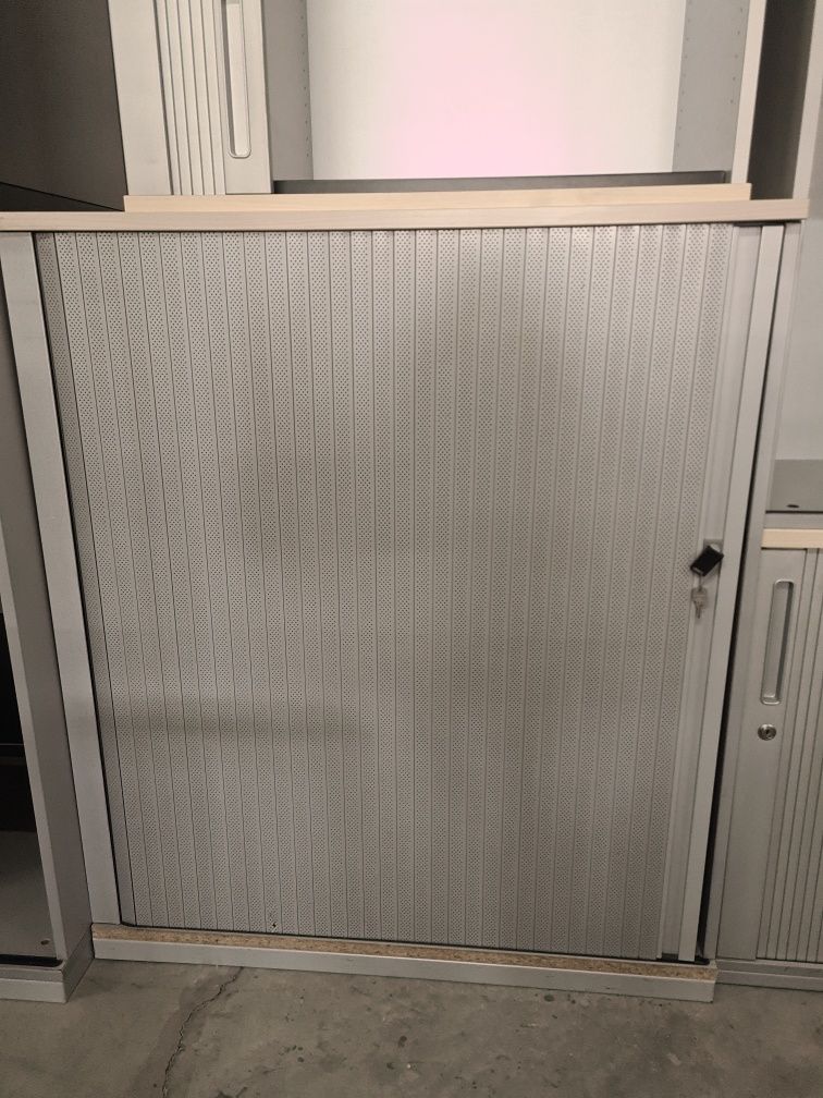 Шкаф етажарка за дома и  офиса внос от германия