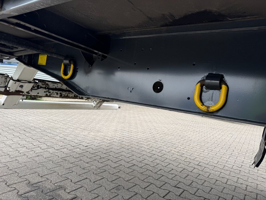 Semiremorca Standard  krone Recent adusă