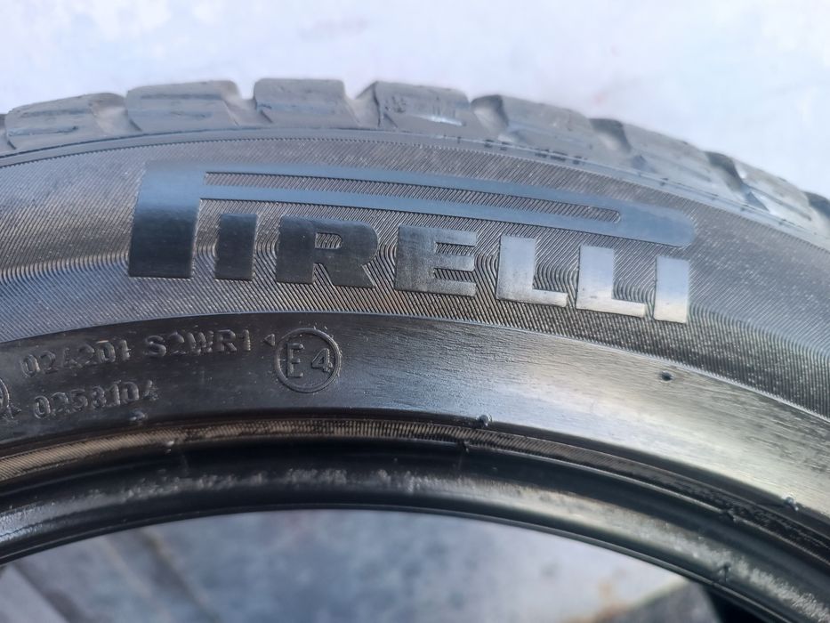 225/50/17 Pirelli
