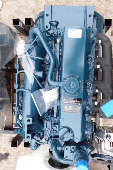 Motor Kubota V2003 NOU - garantie 12 luni