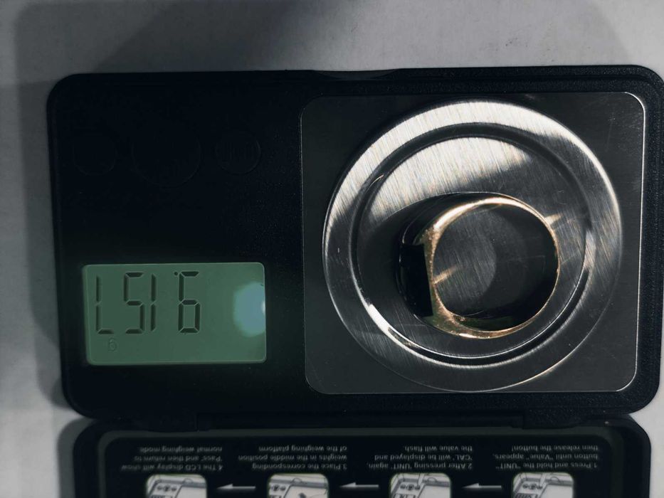 Златен пръстен 14к с камък