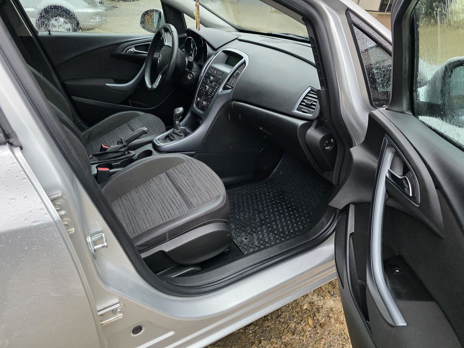Opel Astra j 1.7 diesel  [ 105321 km ]