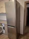 Vand combina frigorifica Indesit