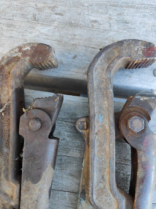 Ключ газовый советских времён