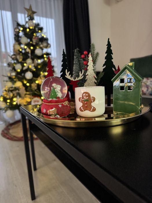 Красиво украсена Коледна елха 165см