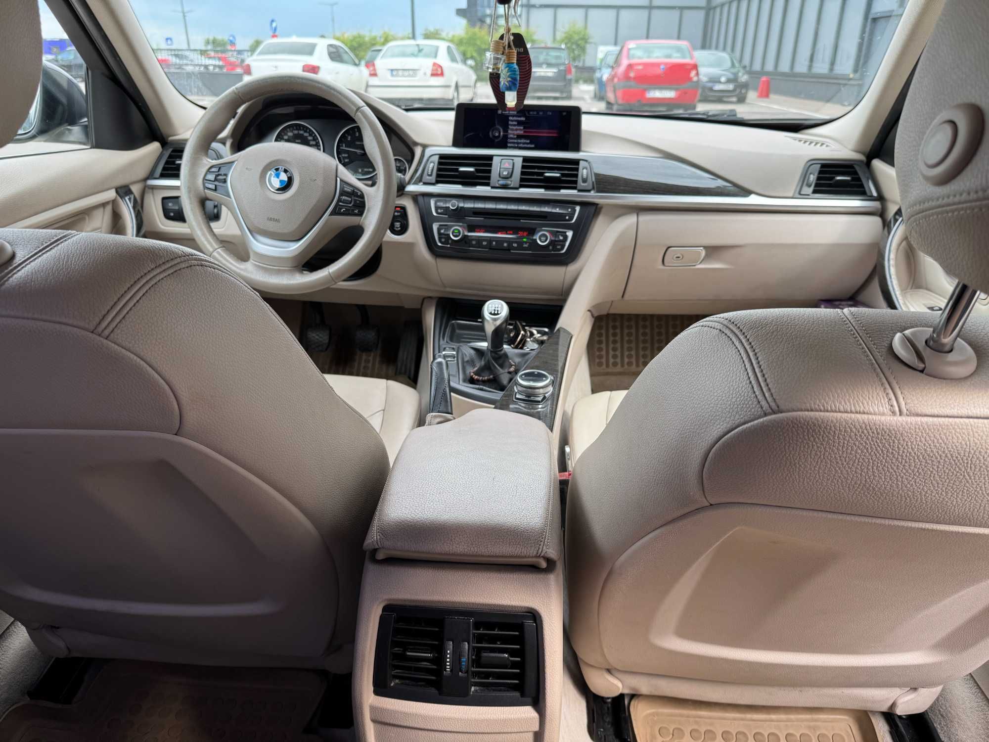 BMW Seria 3 320i Efficient Dynamics Edition - Modern Line