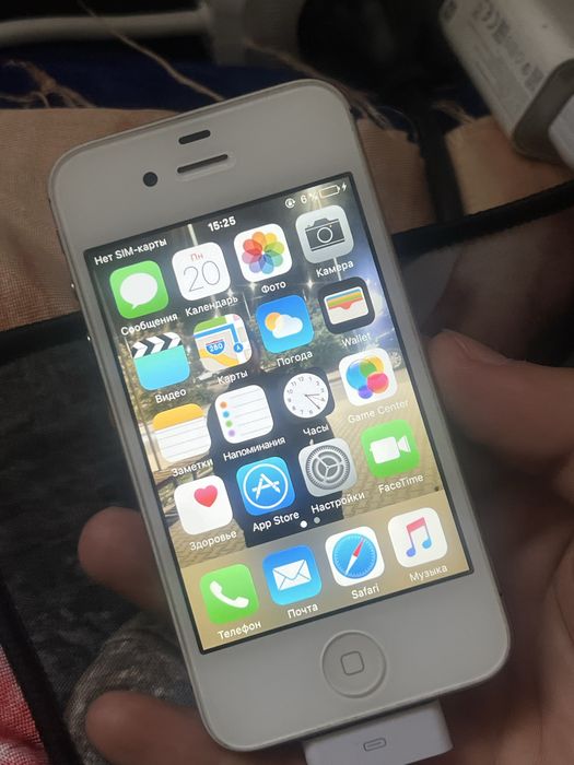 iphone 4s в хорошем состоянии