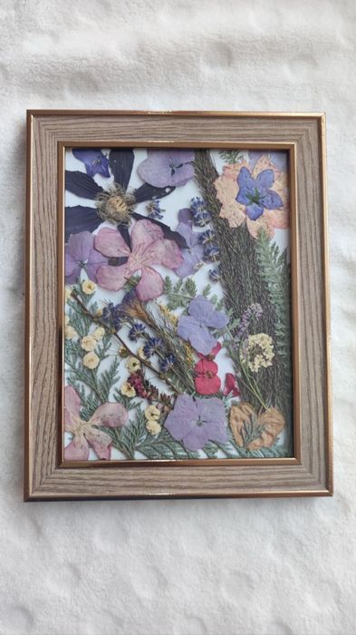 Картини с хербаризирани цветя