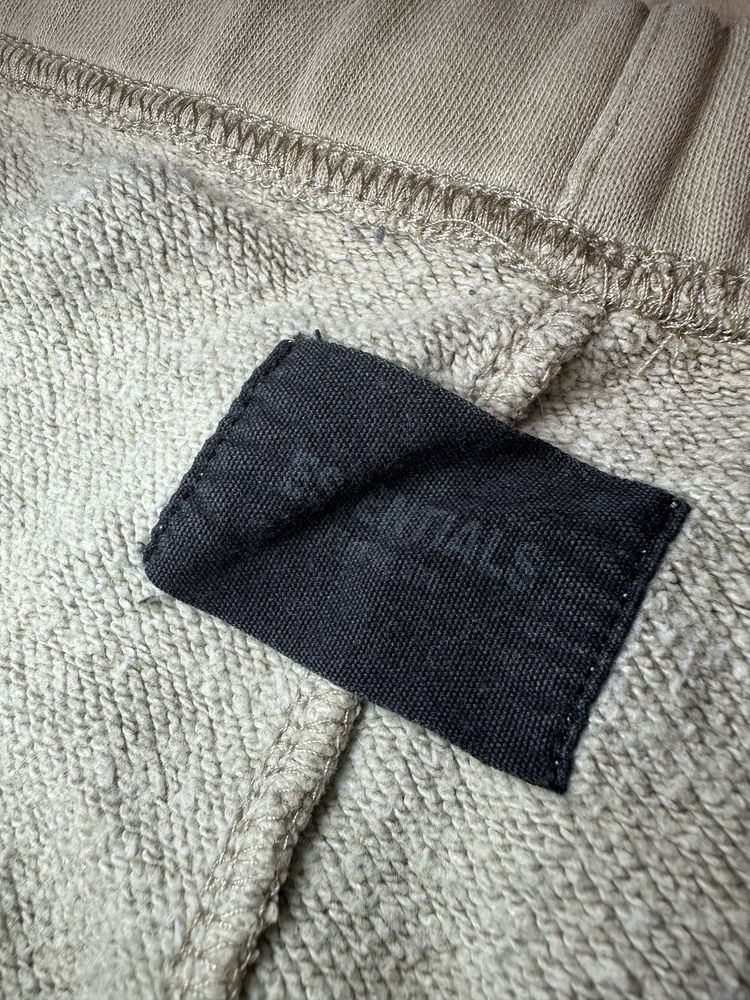 Essentials къси гащи ( Moncler Lv Jordan Nike Vlone Evisu  Yeezy )