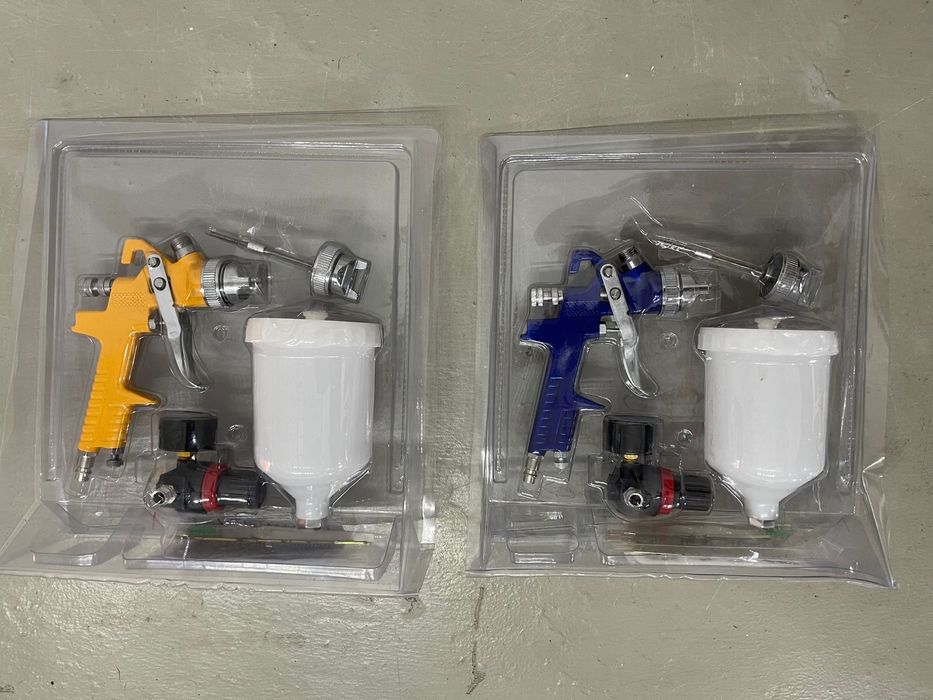 Pistol vopsit cu doua capete