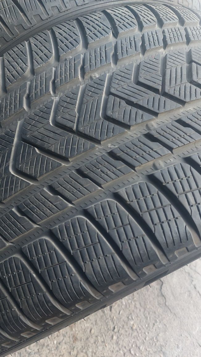 Гуми спорт пакет 275/40/21 - 305/35/21 Pirelli Scorpion Winter 4 броя