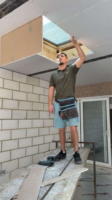 Salutare ne ocupam cu urmatorele lucriuri  demolati ori ce fel de