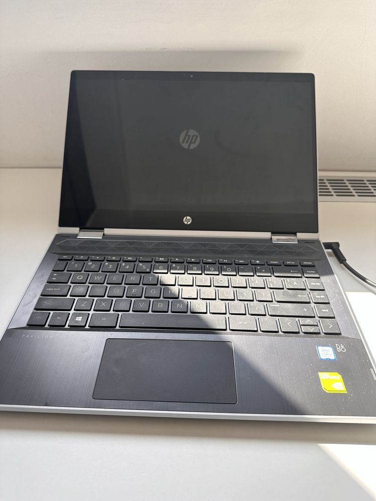 Laptop 2 in 1 HP pavilion