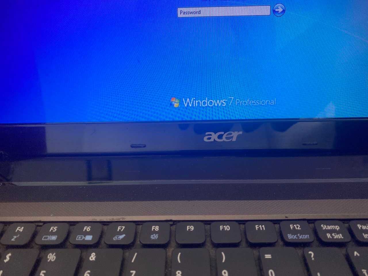 Laptop Acer Aspire 5750G, Core i7 - NVIDIA