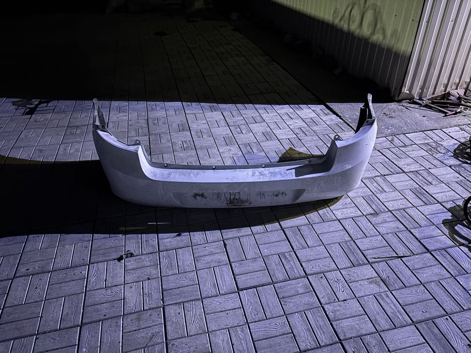 Продам бампер магнитолу