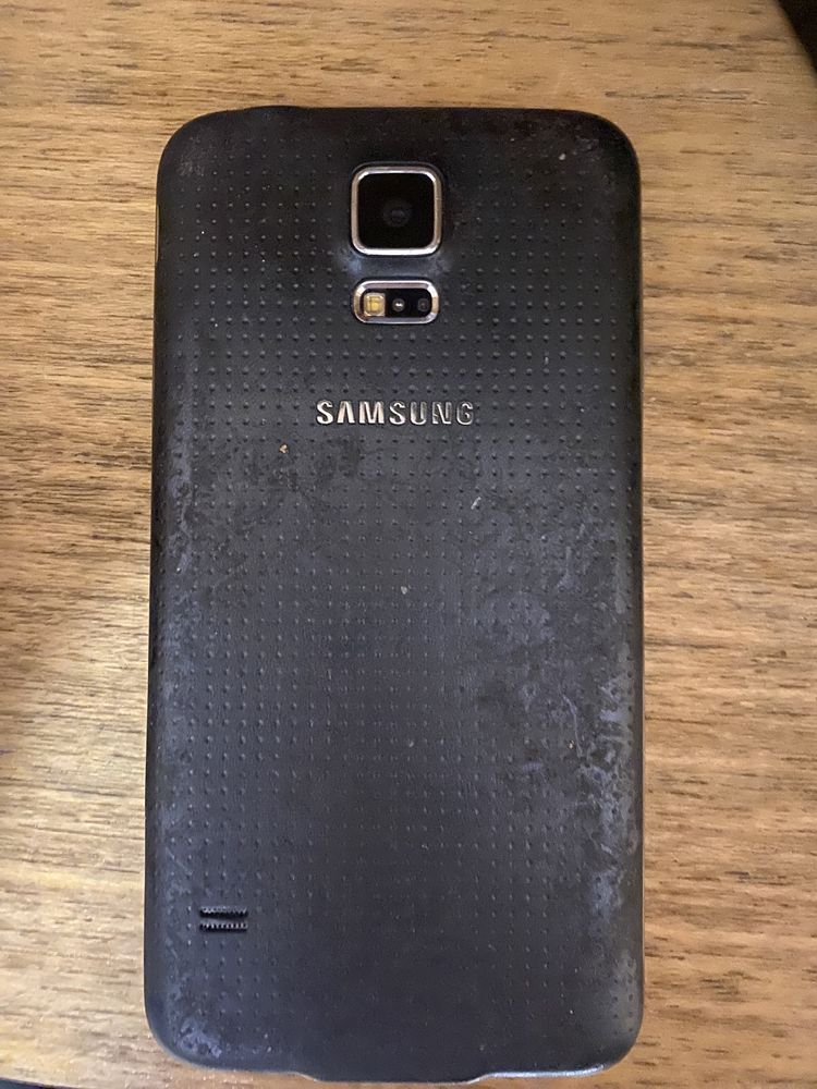 Телефони за части samsung s5 i Huawey