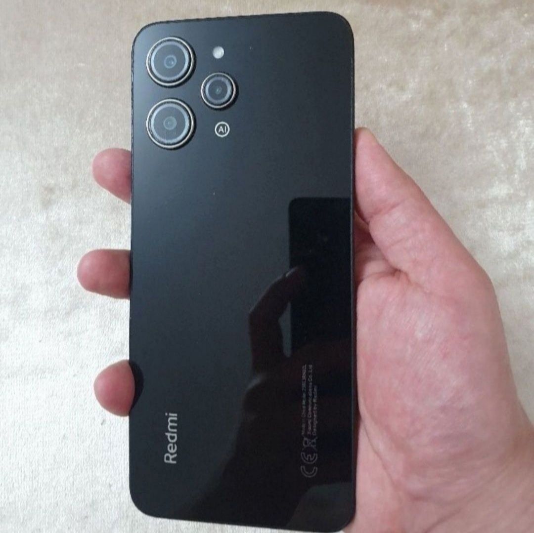 srochna Sotiladi Xiaomi Redmi 12 6/128Gb Black 4G Orginal Global